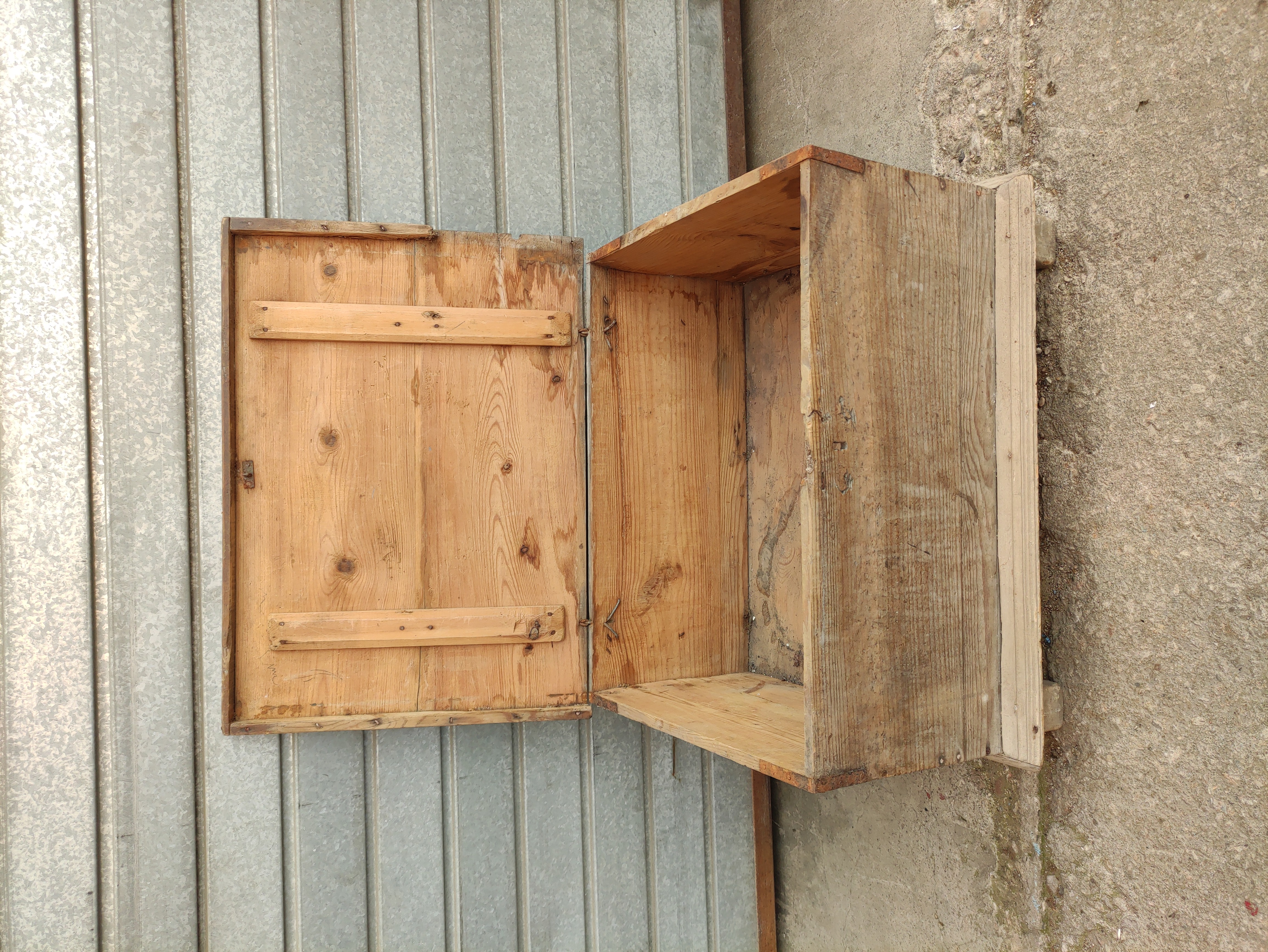 baul 4pies madera 40x62x46 1u